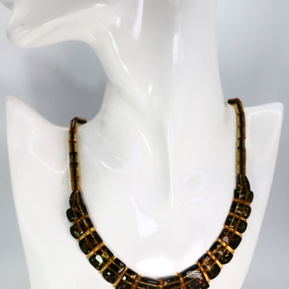GENUINE GREEN BALTIC AMBER NECKLACE - Picture 6 of 7